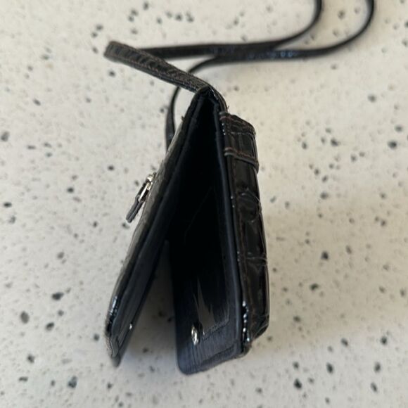 Jaclyn Smith Black/Brown Croc Patent Vegan Leather Small Crossbody Wallet EUC - Picture 9 of 10